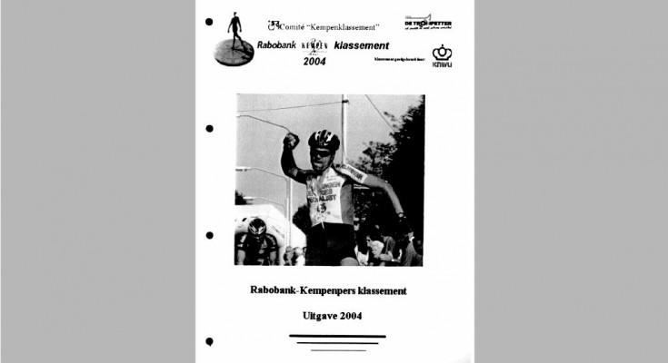 Kaft Jaarboek 2004
